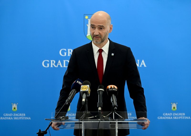 Joško Klisović postaje savjetnik generala Čermaka u naftnoj tvrtki