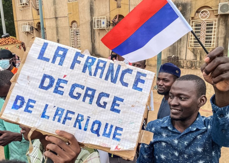 Niger: Vojni režim protjerao francuskog veleposlanika