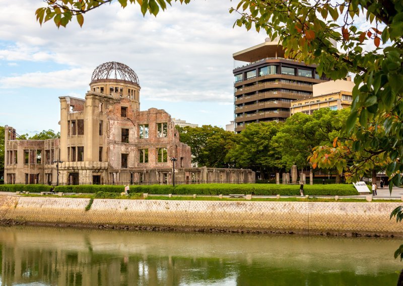 Mazda izgrađuje nekad razoreni grad: Orizuru toranj kao vizija Hirošime budućnosti