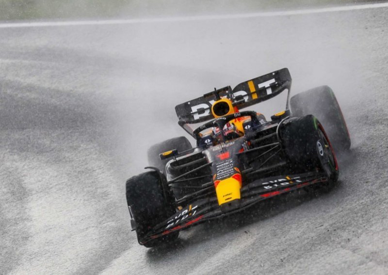 Max Verstappen slavio u kaotičnoj kišnoj utrci za Veliku nagradu Nizozemske