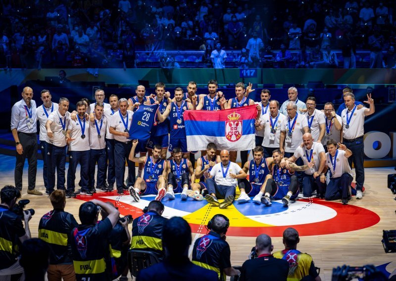 Evo koliko je od države dobio svaki srpski košarkaš za osvojeno srebro
