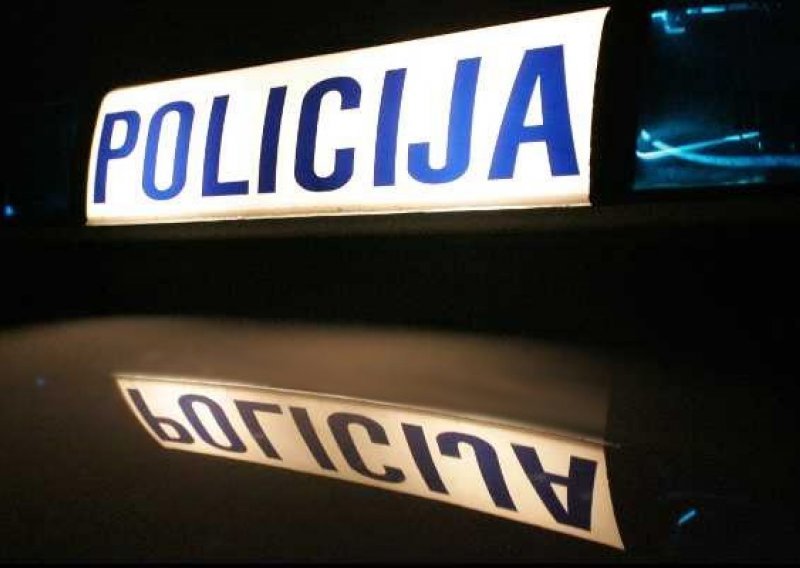 Plastičnim pištoljem opljačkao tri benzinske u Karlovcu i Zagrebu
