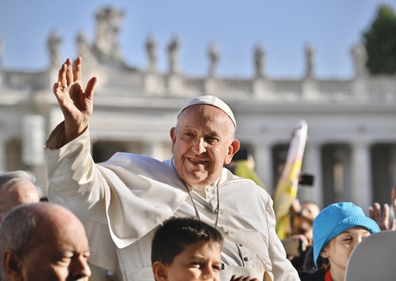 Vatikan nudi posredovanje u oslobađanju talaca i smirivanju sukoba u Gazi