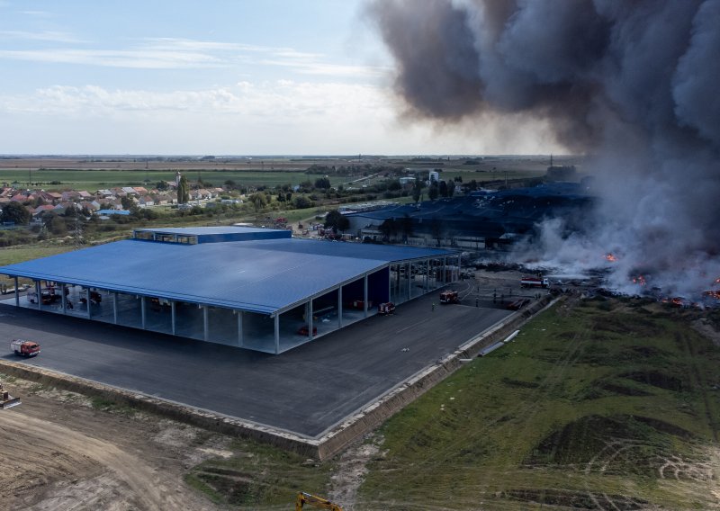 Nakon ugašenog velikog požara počeo očevid u Dravi International