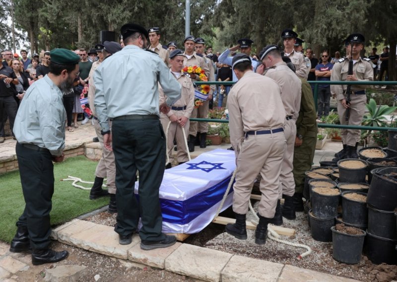 Izraelski forenzičari pronašli znakove mučenja na žrtvama, mnogima odrubljene glave