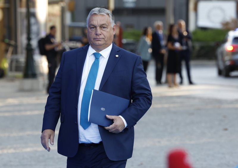 Orban: Oni koji podupiru imigraciju podupiru i terorizam