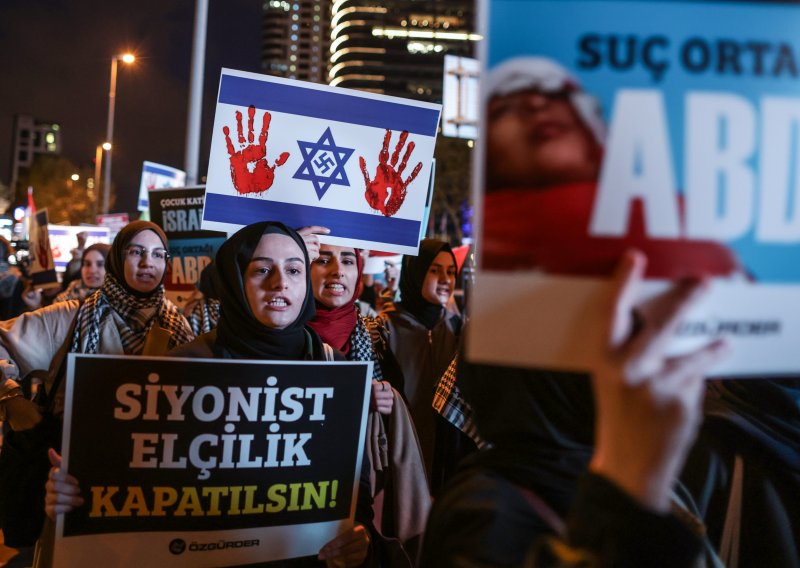 Izraelska veleposlanica u Turskoj napustila zemlju