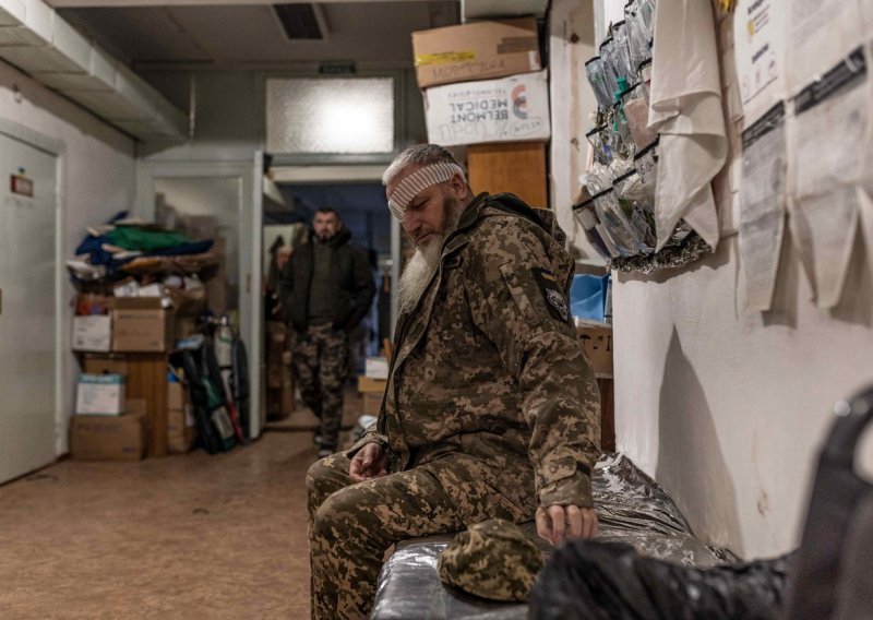 Ukrajina regrutira sve starije ljude: Uskoro neće imati tko držati oružje koje nam šalju
