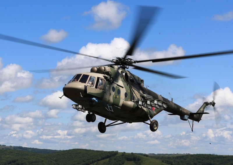Ruski Mi-8 srušio se u drugo najveće jezero u Europi