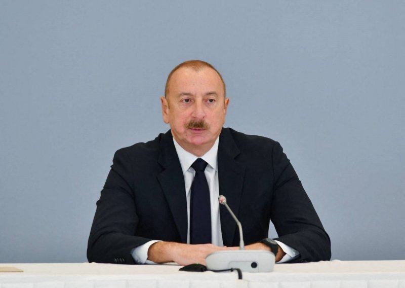Alijev raspisao prijevremene predsjedničke izbore u Azerbajdžanu