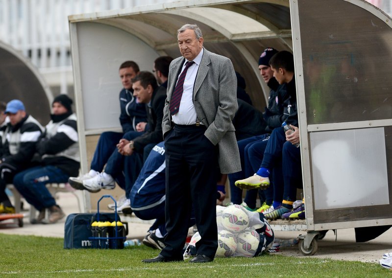 Emotivnom porukom Hajduk obilježio obljetnicu smrti legendarnog trenera