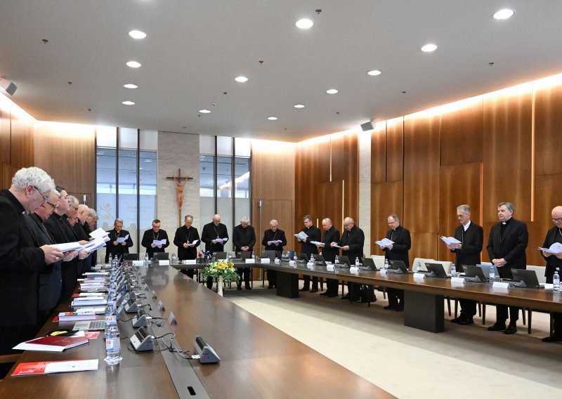 Hrvatski biskupi okupili se na izvanrednom zasjedanju, raspavljaju o jednoj stvari