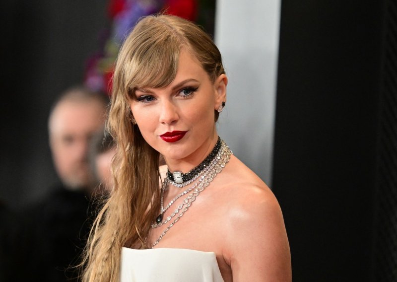 Haljina koju je nosila Taylor Swift skriva posebno značenje