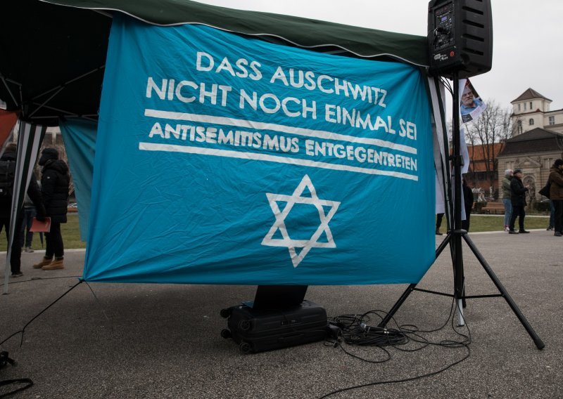 Još jedan antisemitistički incident u Berlinu: Student pretukao kolegu jer je Židov