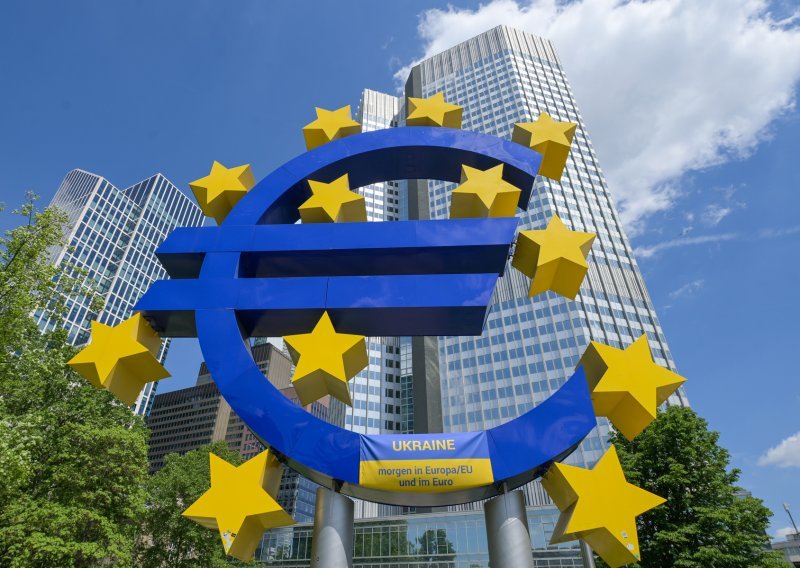 Banke u eurozoni kompanijama planiraju postrožiti uvjete za kredite