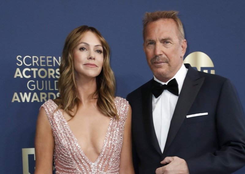 Mogu odahnuti: Kevin Costner i Christine Baumgartner službeno su razvedeni