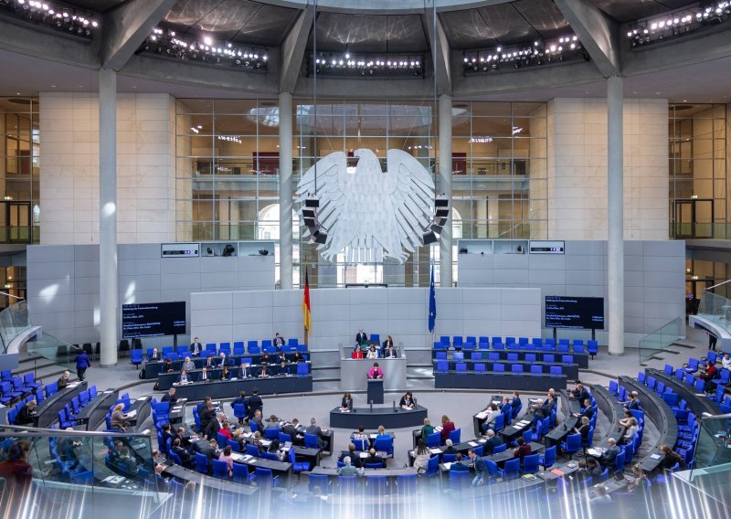 Rastu plaće njemačkih zastupnika u Bundestagu, evo koliko će primati od lipnja