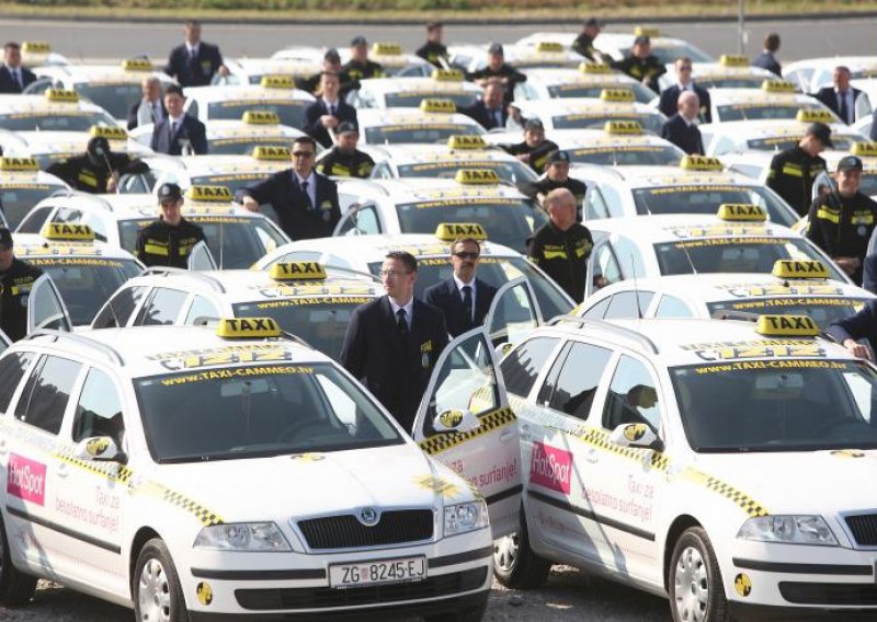 Taxi Cammeo naplaćuje zaustavljanje na semaforima