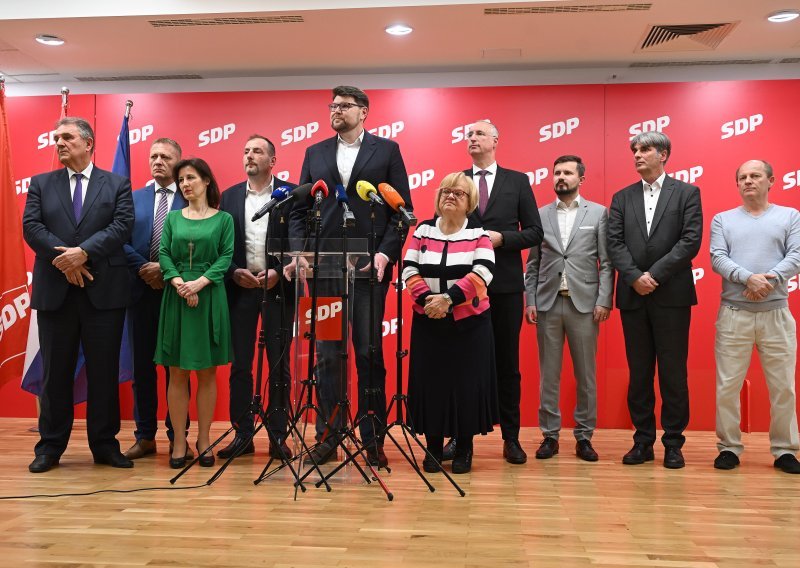 Oporba se udružila: 10 stranaka ide na izbore u koaliciji za bolju Hrvatsku