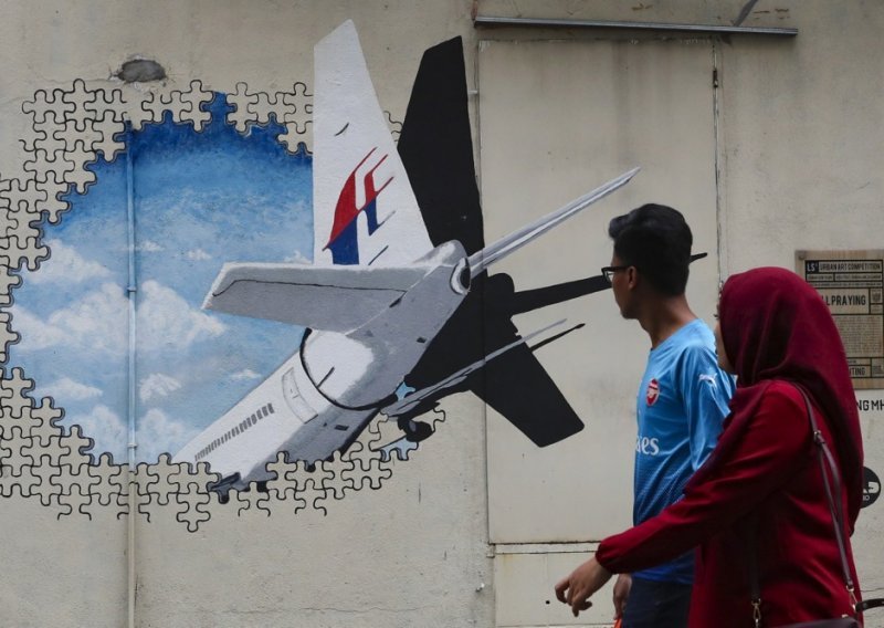 Misterij leta MH370: Hoćemo li ikada doznati gdje je nestao avion s 239 ljudi?