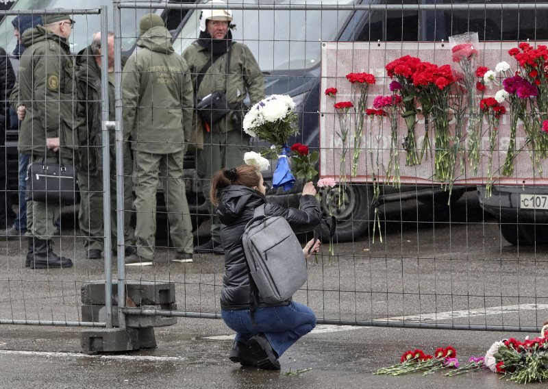 Svijet osudio napad u Moskvi, Ukrajinci se ograđuju od umješanosti