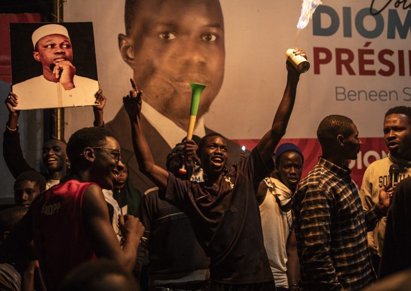 Šef oporbe slavi pobjedu u Senegalu, vladajući očekuju drugi krug