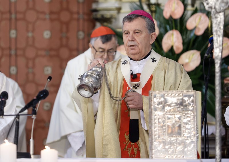 Nadbiskup Vukšić: 'Uskrs potiče na jačanje vjere, ali i na širenje dobra'