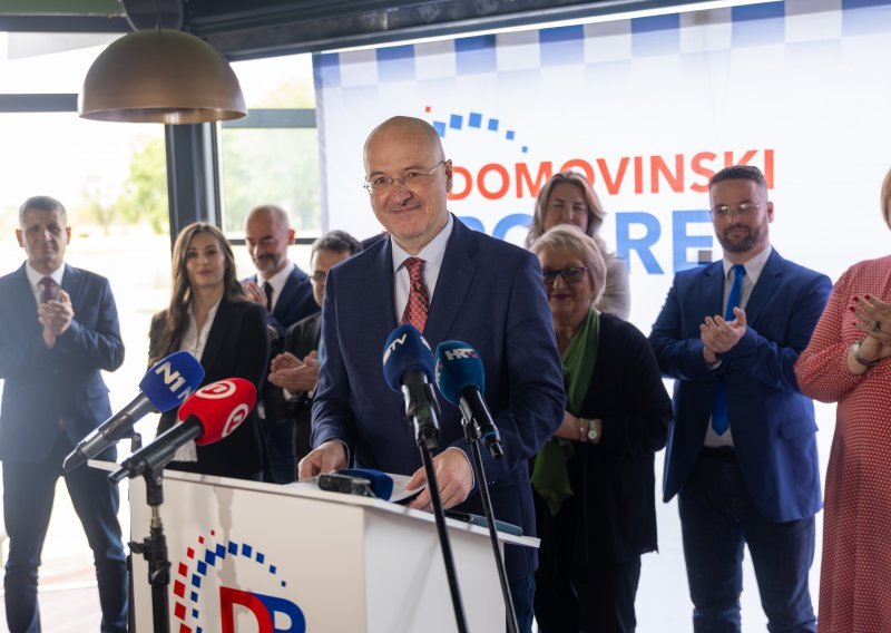 DP u Osijeku predstavio listu, Radić: Bit ćemo najveće iznenađenje izbora