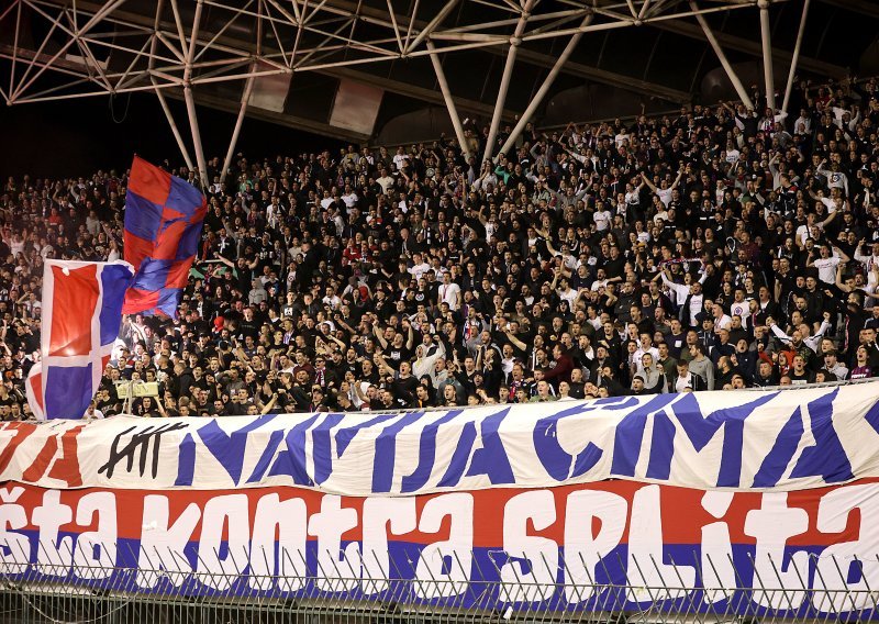 Hajdukov Fejs 'zatrpan' ogorčenim komentarima, Nadzorni odbor će se zacrvenjeti...