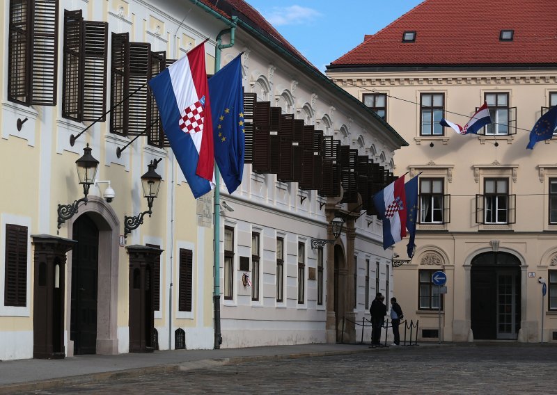 Ekonomisti UniCredita očekuju ubrzanje gospodarskog rasta u Hrvatskoj