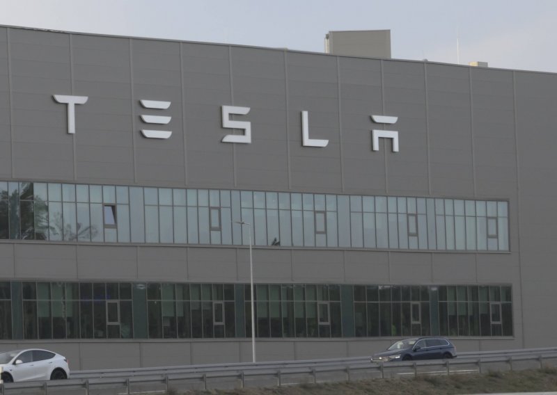 Tesla otpušta 300 radnika u pogonu kod Berlina
