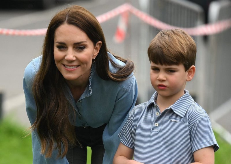 Zašto su Kate Middleton i princ William dulje nego inače čekali s objavom fotografije princa Louisa?