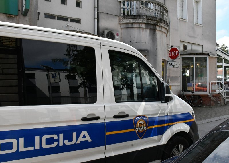 U stanu u Novom Zagrebu policija kod muškarca pronašla drogu, streljivo i novac
