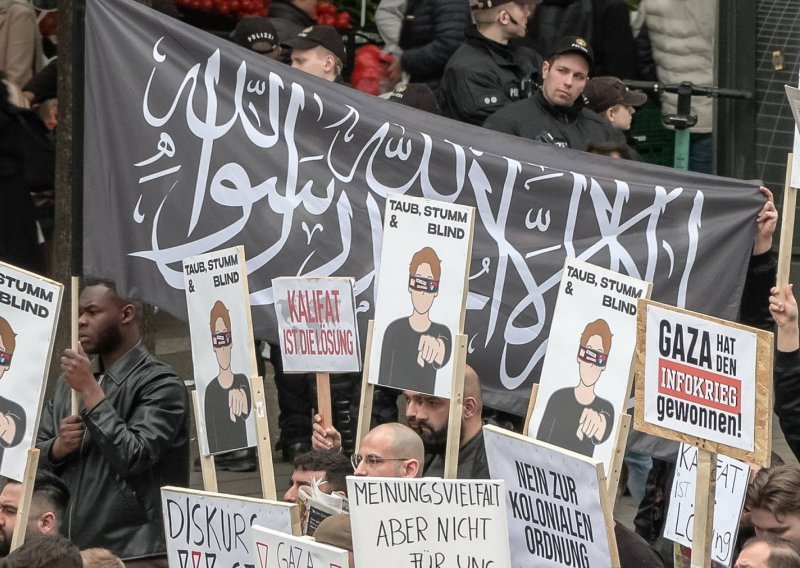 Tisuću islamista marširalo Hamburgom: Kalifat je rješenje!