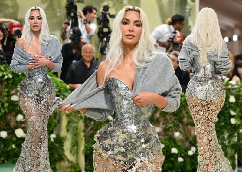 Dolazak Kim Kardashian na Met Galu pokrenuo pitanje - koliko je rebara izvadila?