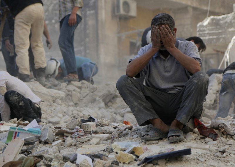 U eksploziji autobombe u Asadovu uporištu najmanje sedam mrtvih