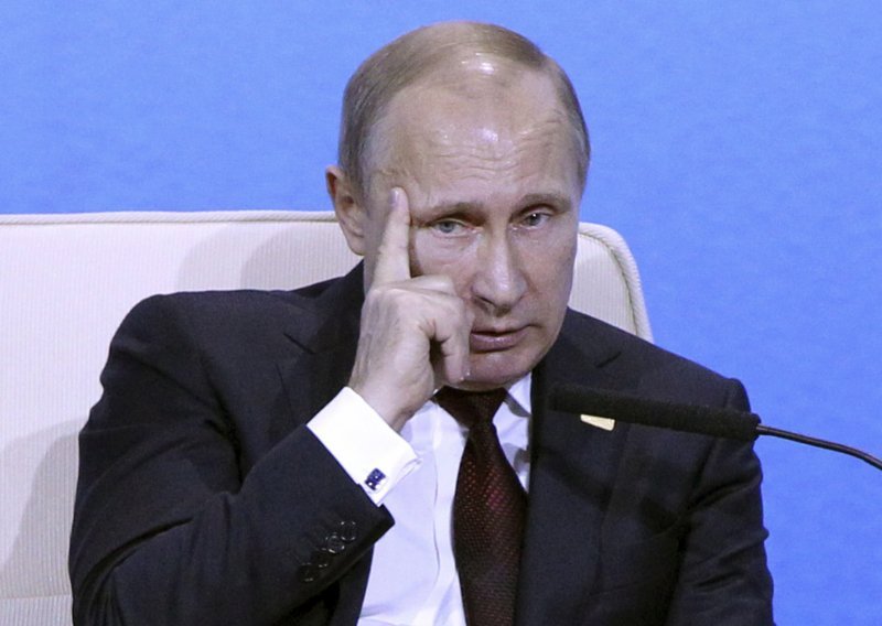 Rusija tvrdi da je kriza rublja okončana