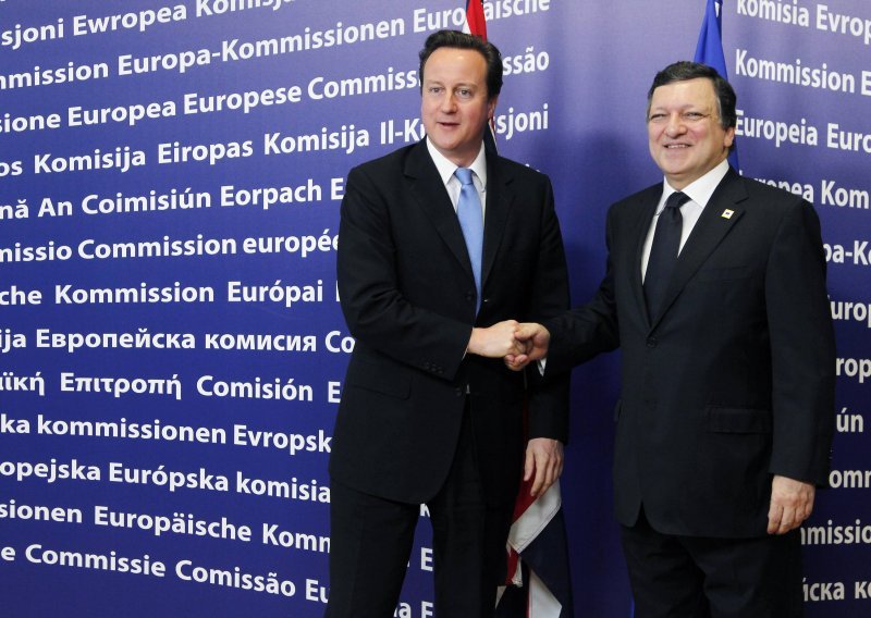 Barroso upozorio Britaniju da će izgubiti utjecaj napusti li EU