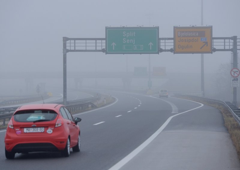 Vozači, oprez: Magla smanjuje vidljivost u unutrašnjosti