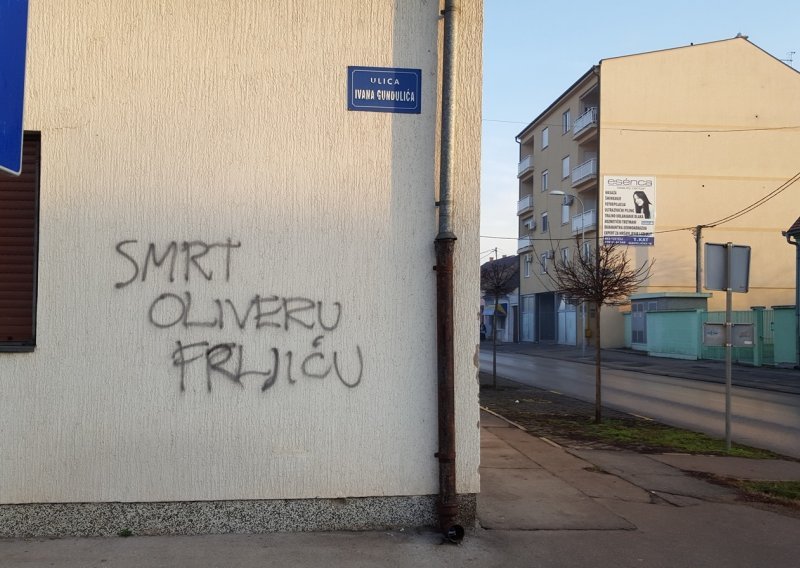 SDP osudio grafit u kojem se prijeti smrću Frljiću