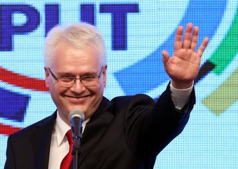 Josipović: Čestitam Kolindi, pobijedila je demokracija