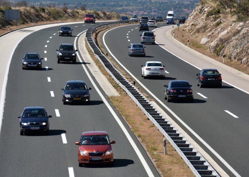 Riješena dilema kako ćemo plaćati vožnju autocestom