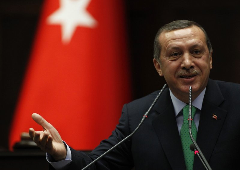 Turska se obrušila na još jedan oporbeni list