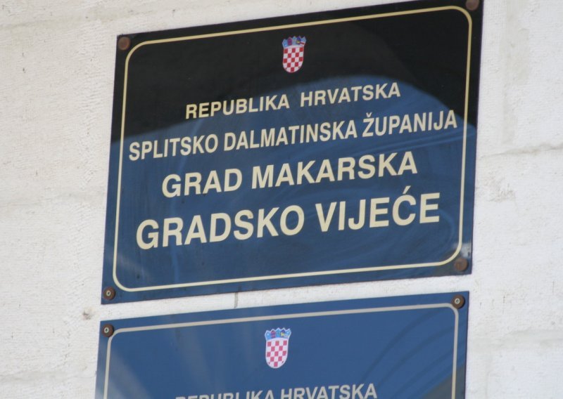 Makarska sufinancira svoje studente