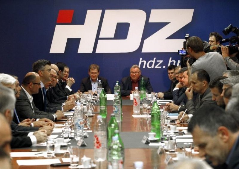 HDZ uvjerljivo vodeća politička snaga u zemlji