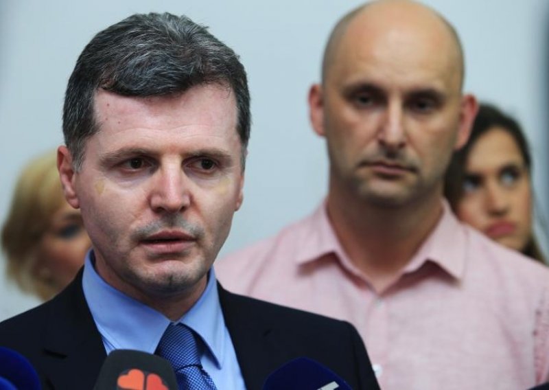 Nakić i Tolušić uvjeravaju: Sva šteta u KBC Osijek bit će sanirana