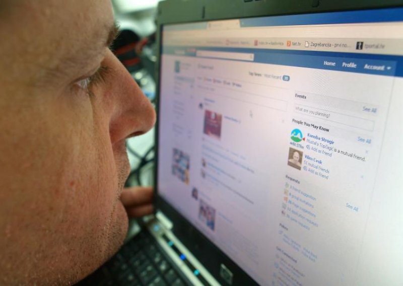 Tajni statusi i grupe za skrivanje po Facebooku