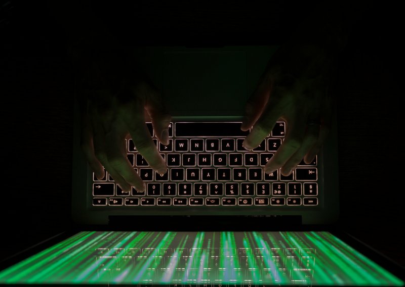 Njemačka vlada na udaru neviđenog hakerskog napada