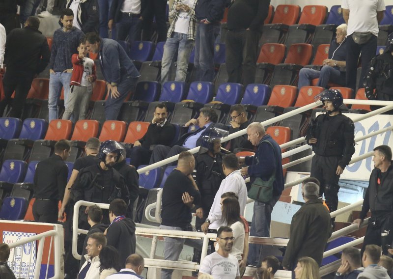 Dinamo svu odgovornost za sukob u loži prebacio na Hajduk
