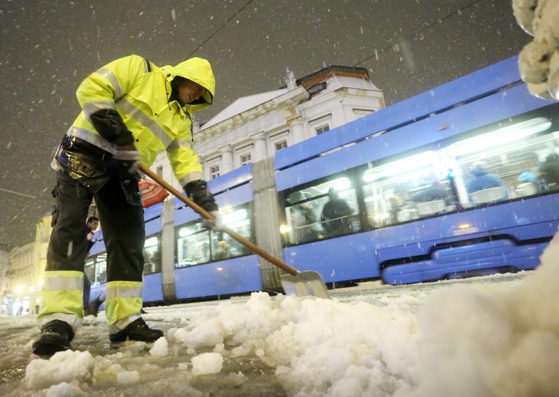 Zimska služba do jutra očistila sve gradske ulice